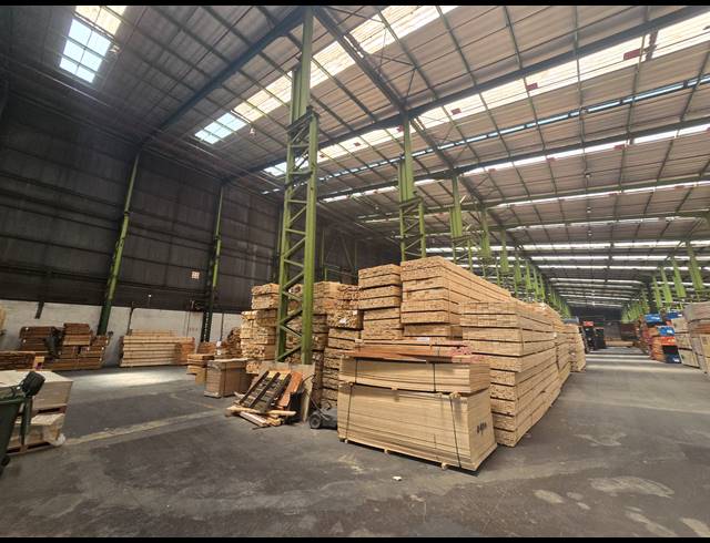 19,096M² FACTORY FOR SALE IN ANDERBOLT